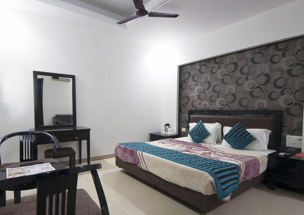 Hotel Sunrise Delhi  Extérieur photo