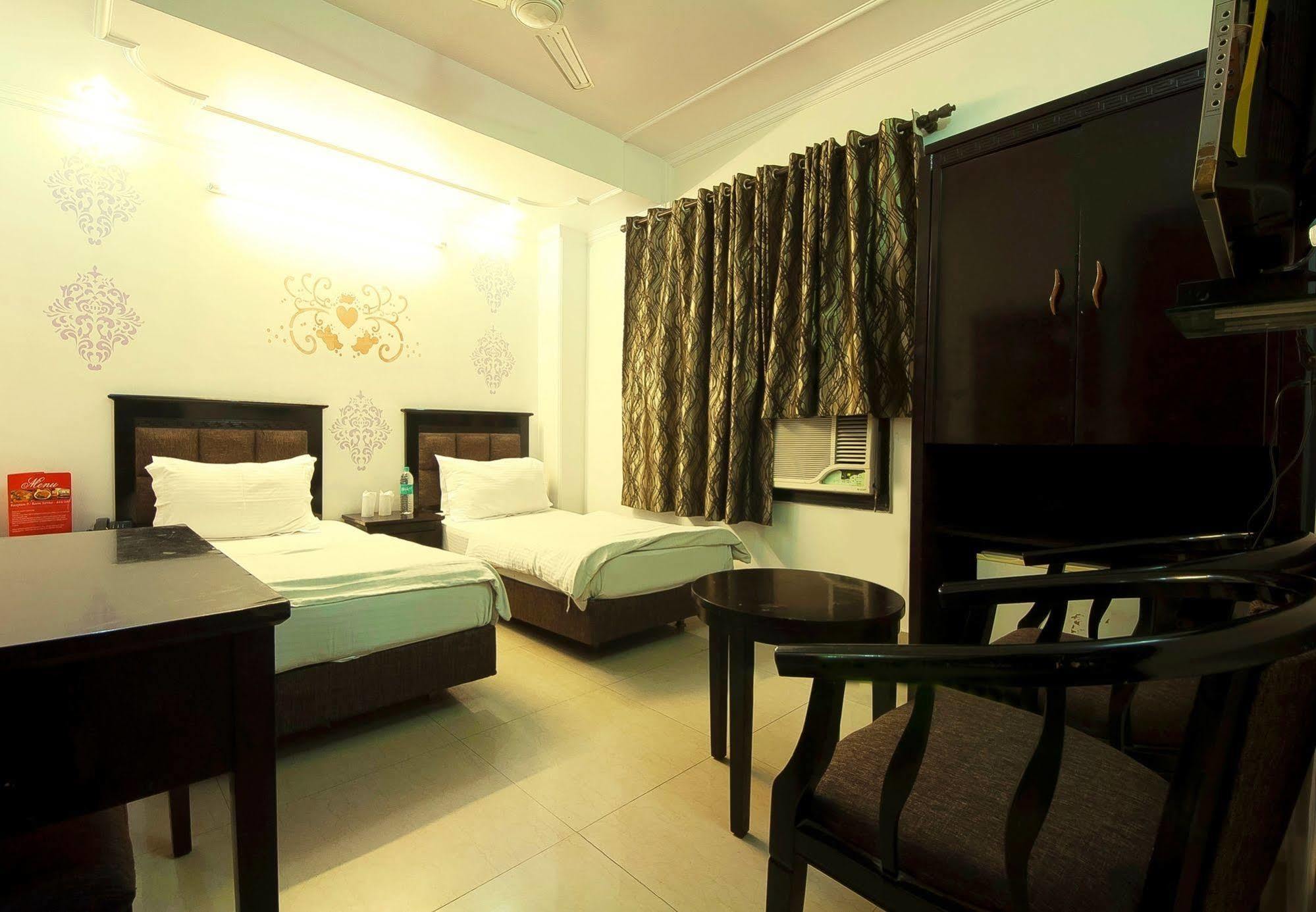 Hotel Sunrise Delhi  Extérieur photo