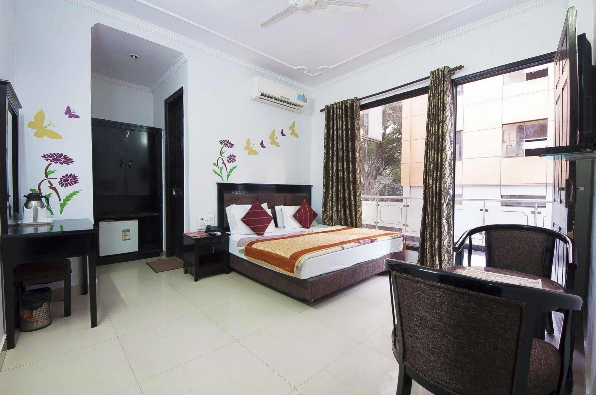 Hotel Sunrise Delhi  Extérieur photo